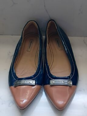 Morena Rosa Women's Two-Tone Navy and Nude Pointed Toe Flats